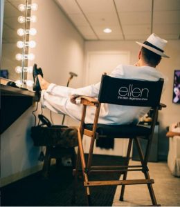 Vea a J Balvin con Ellen Degeneres