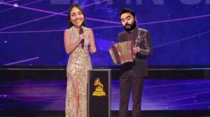 ¿Y Las galas de premios musicales qué?