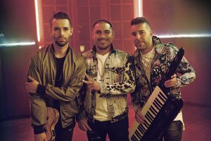 Alkilados se aventura a nuevos sonidos con Espinoza Paz con el estreno de  "Ven"