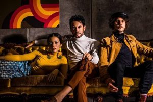Beto Cuevas Ft Monsieur Periné "Rosas en el Lodo