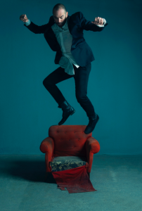 Santiago Cruz feat. Silvana Estrada – "Barro, Cemento y Sal"
